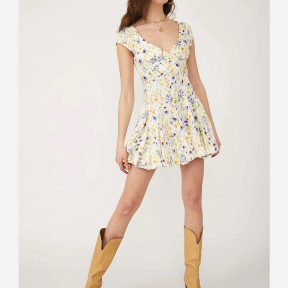 Free People Dresses & Skirts - Free People It Takes Two floral wrap dress in cream S